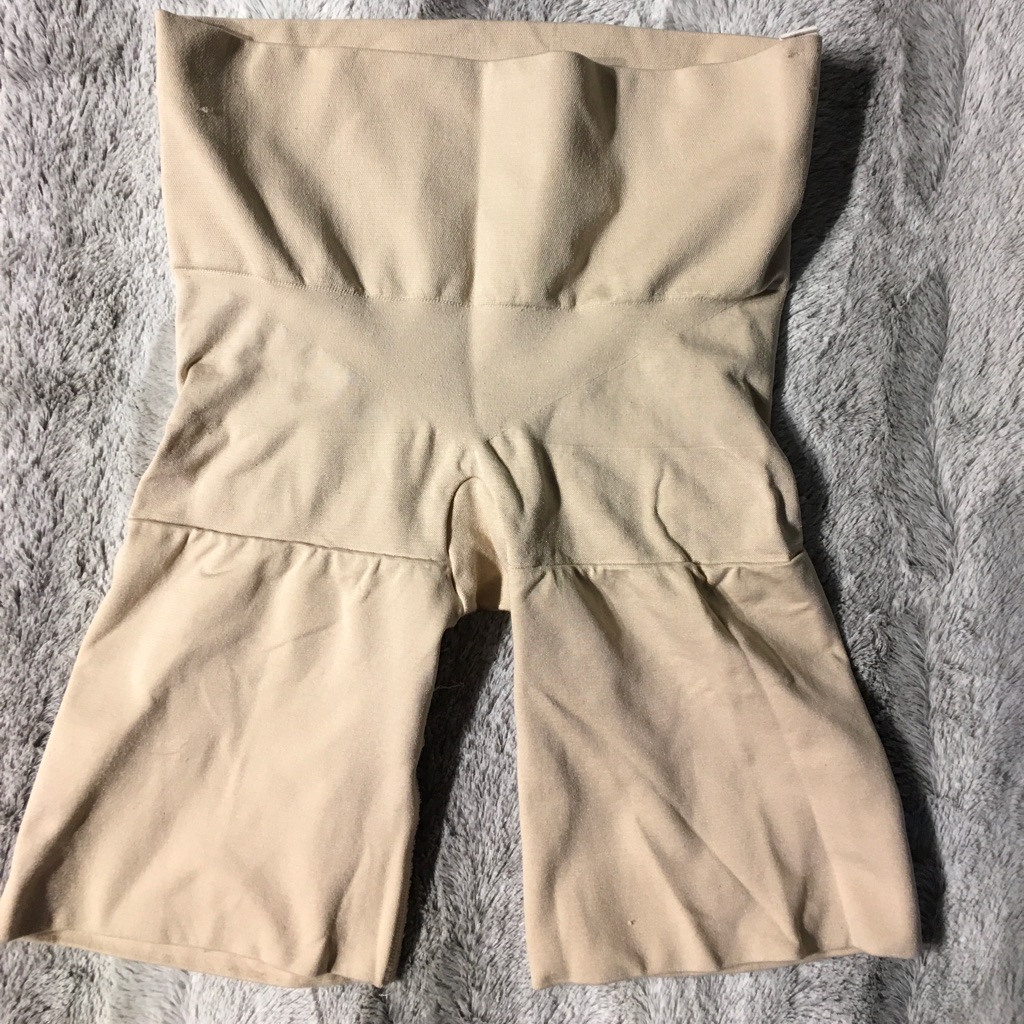 Spanx Assets/ Medium